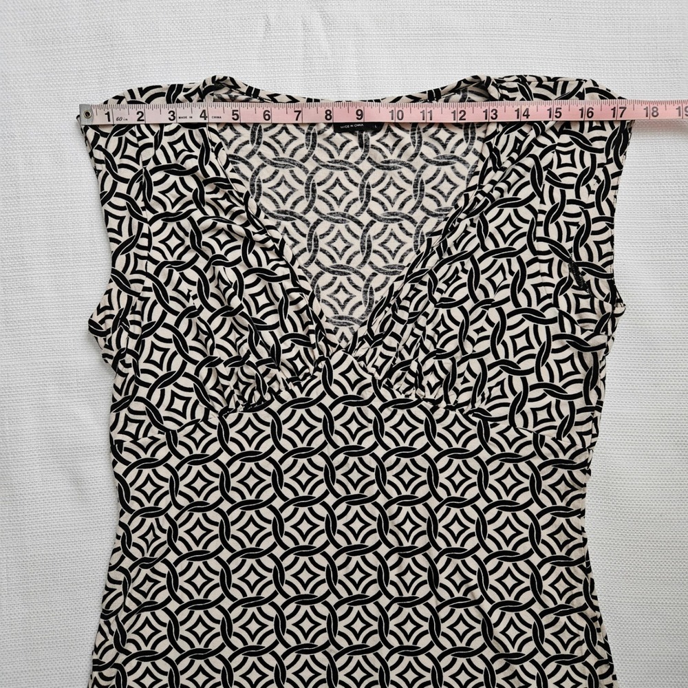 BCBGMAXAZRIA y2k Babydoll Top Women L Black Cream Empire Waist Corporate Goth - Picture 7 of 8